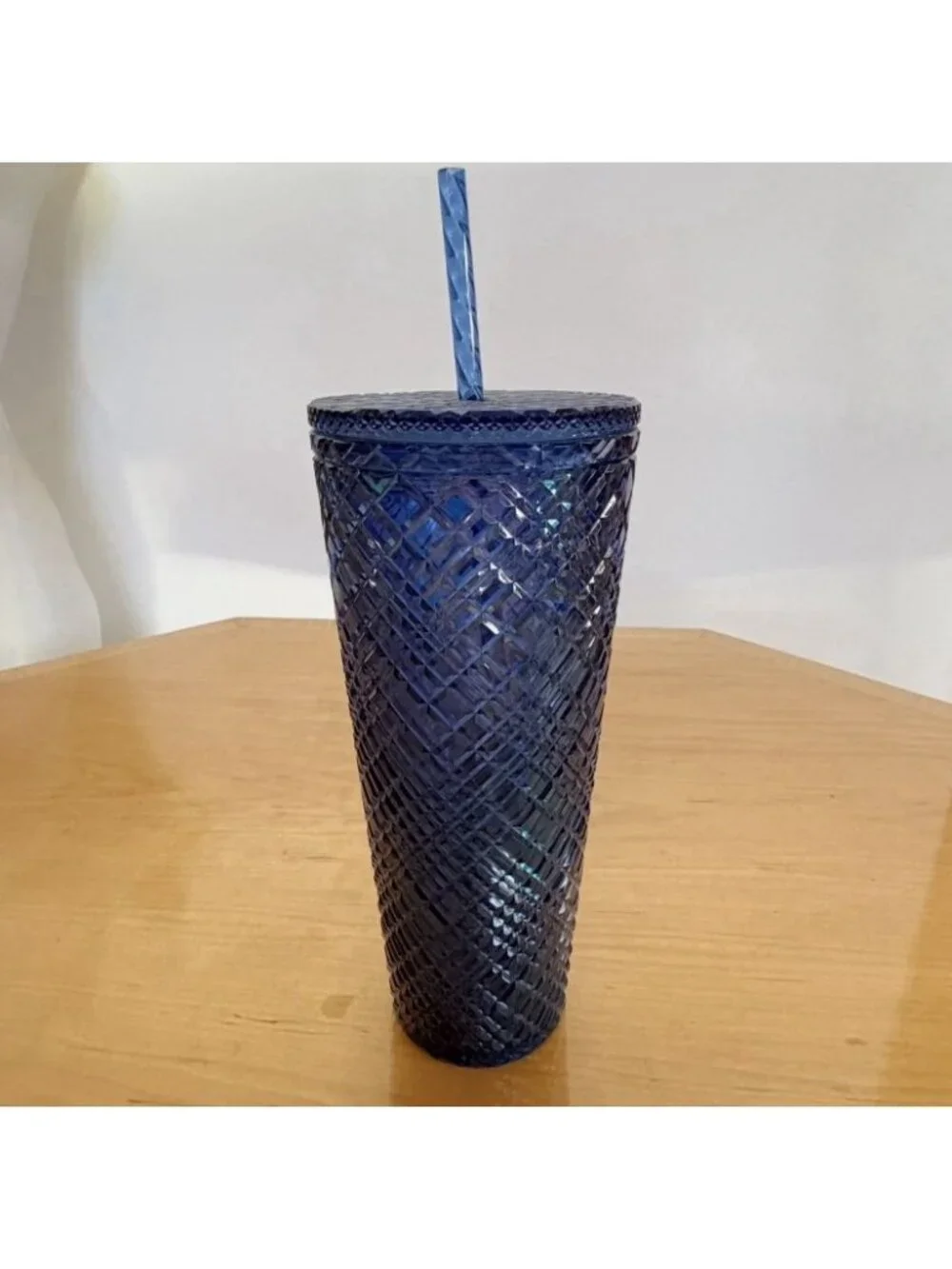 Starbucks 2021 Winter Holiday Studded Jeweled Tumbler Cold Cup 24 oz Purple Blue